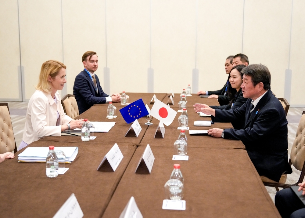 Meetig between Foreign Minister MOTEGI holding a meeting with High Representative Kallas