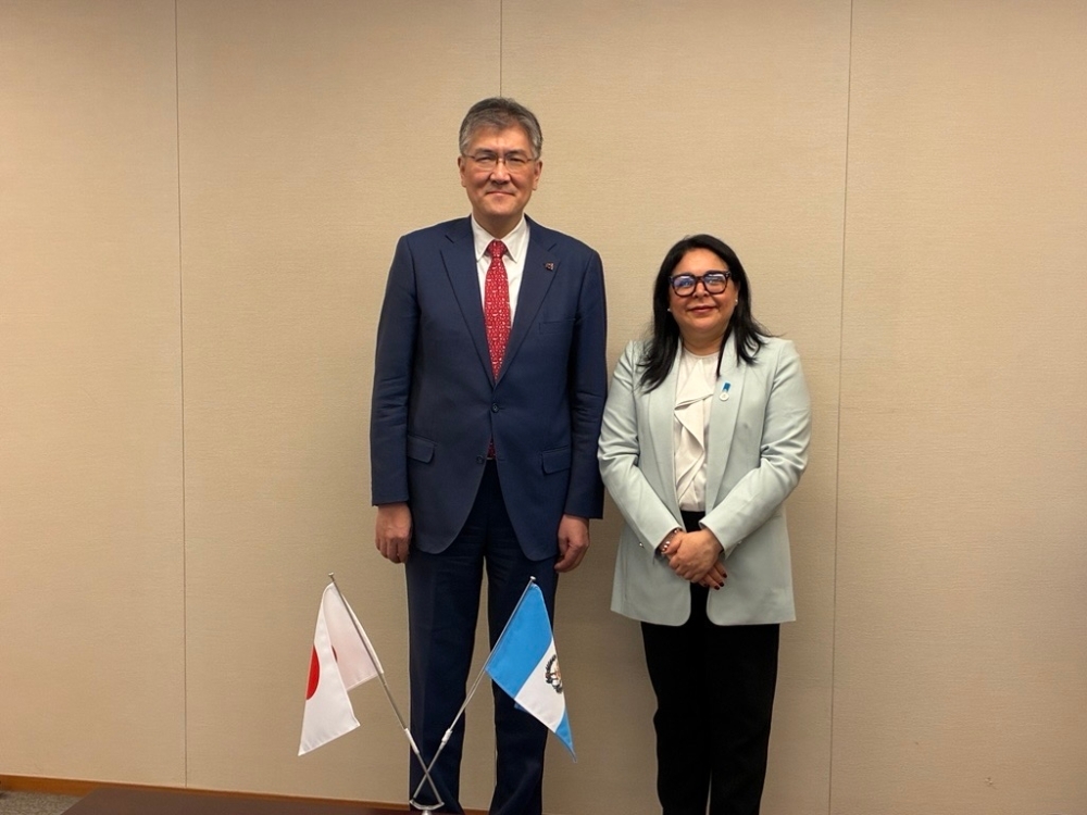 Director ISHIZE with Ms. Monica Renata Bolaños Pérez, Vice Minister of Foreign Affairs for Multilateral and Bilateral Affairs