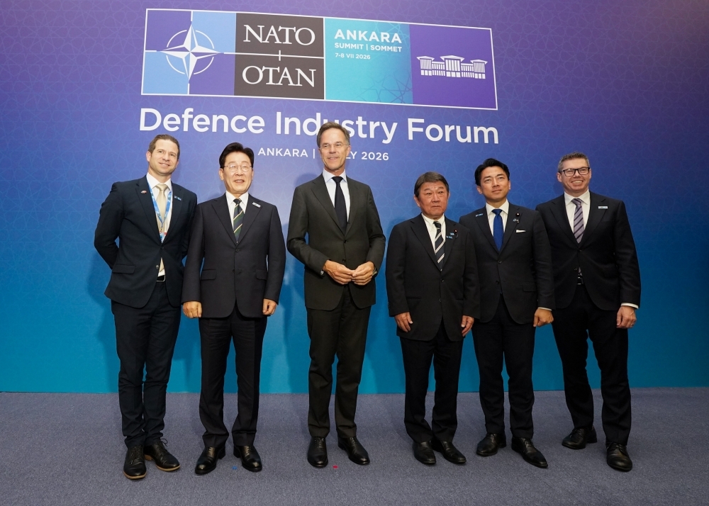 Group photo of NATO Secretary General Rutte and Indo-Pacific Partners