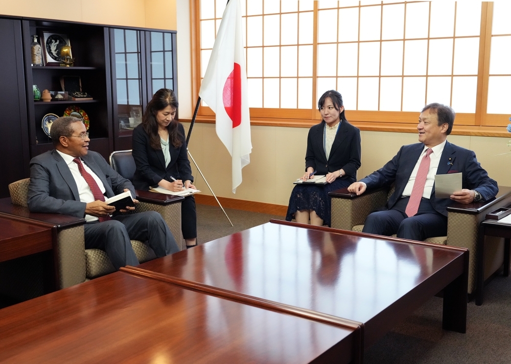 Exchange ot views between State Minister HORII and H.E. Kikwete, Board Chair of GPE