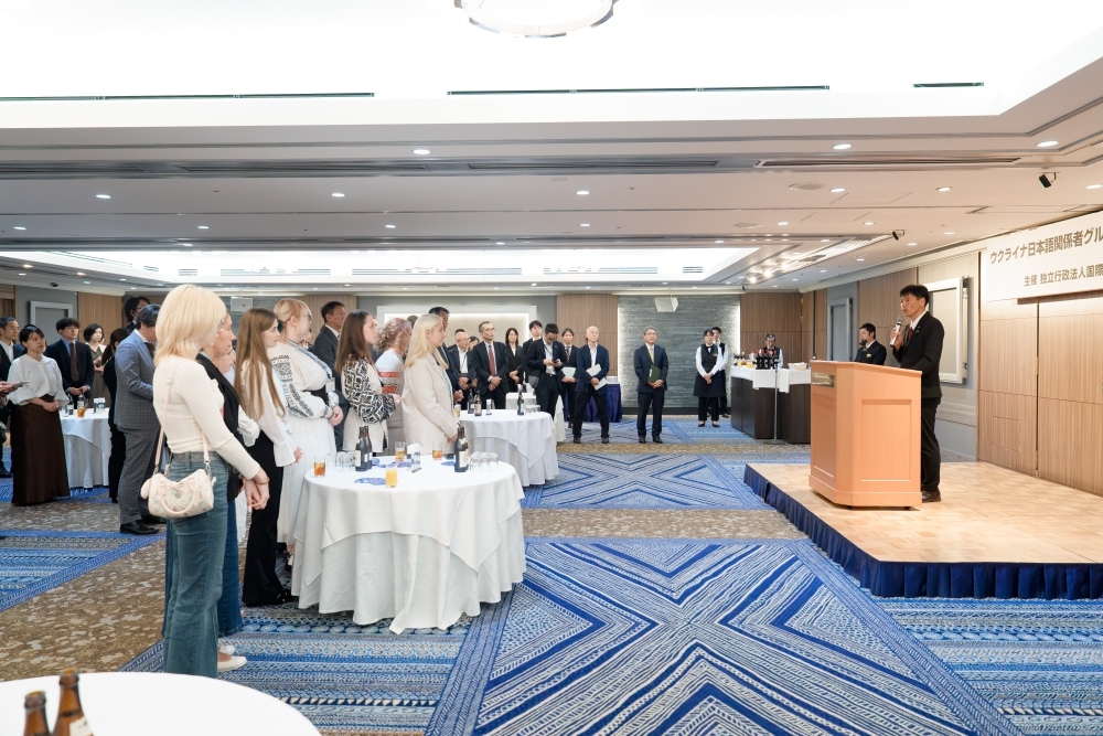 Participants of the reception listening to the speech of Parliamentary Vice-Minister Shimada