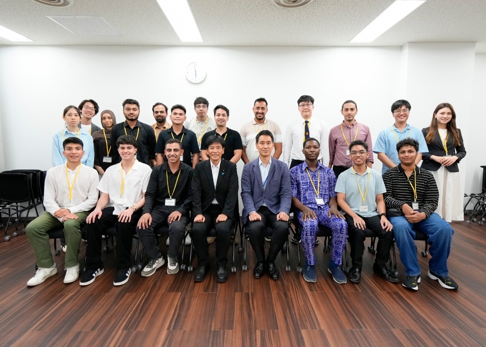 Group photo of participants