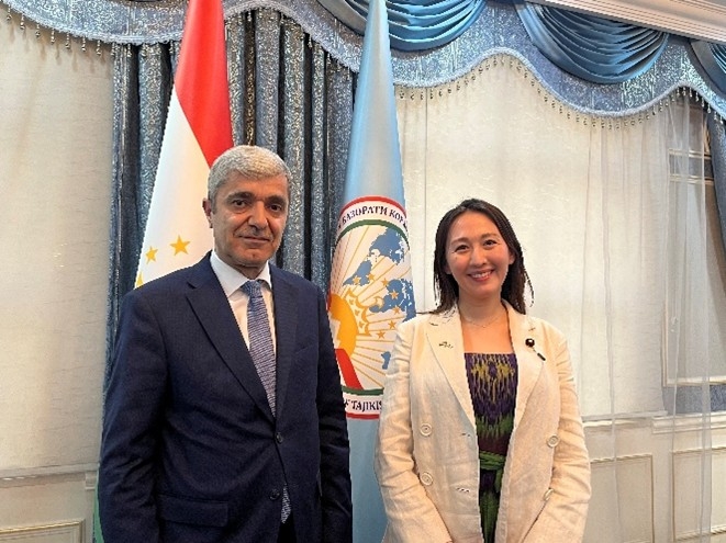 Parliamentary Vice-Minister ERI taking a photo with Deputy Minister KALANDAR