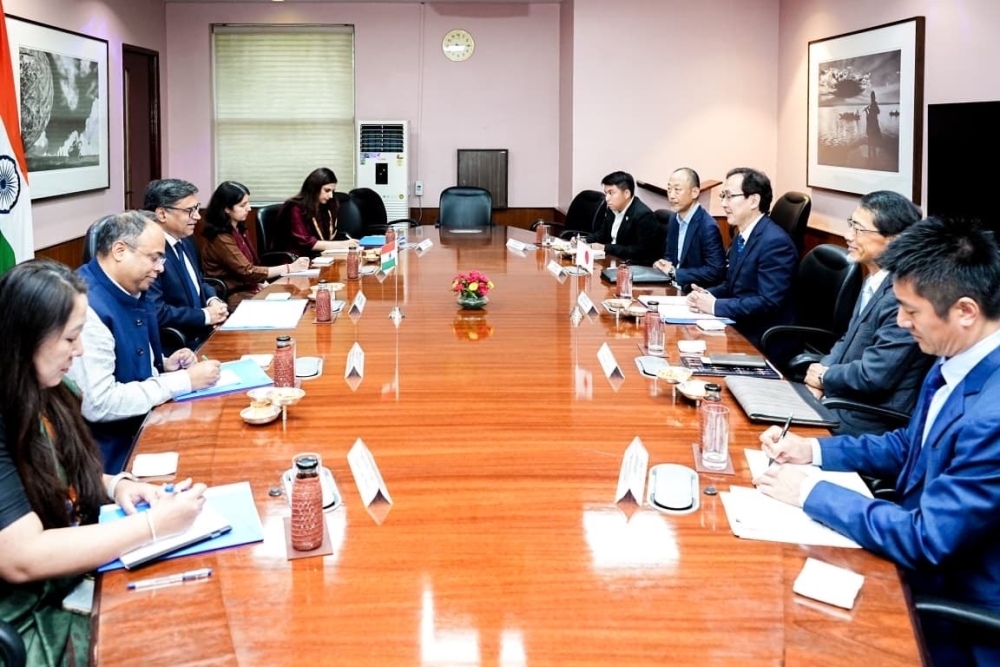 Meeting between Senior Deputy Minister Namazu and Foreign Secretary Misri of India