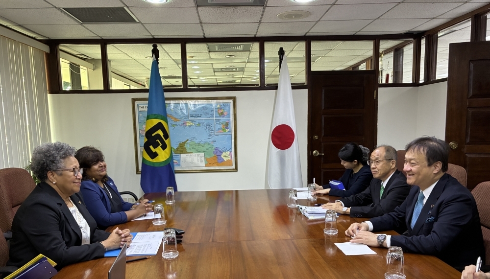 Exchange of views between State Minister Horii and CARICOM Secretary-General Barnett