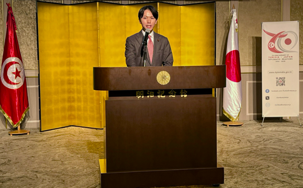 Parliamentary Vice-Minister OZORA greeting at the reception
