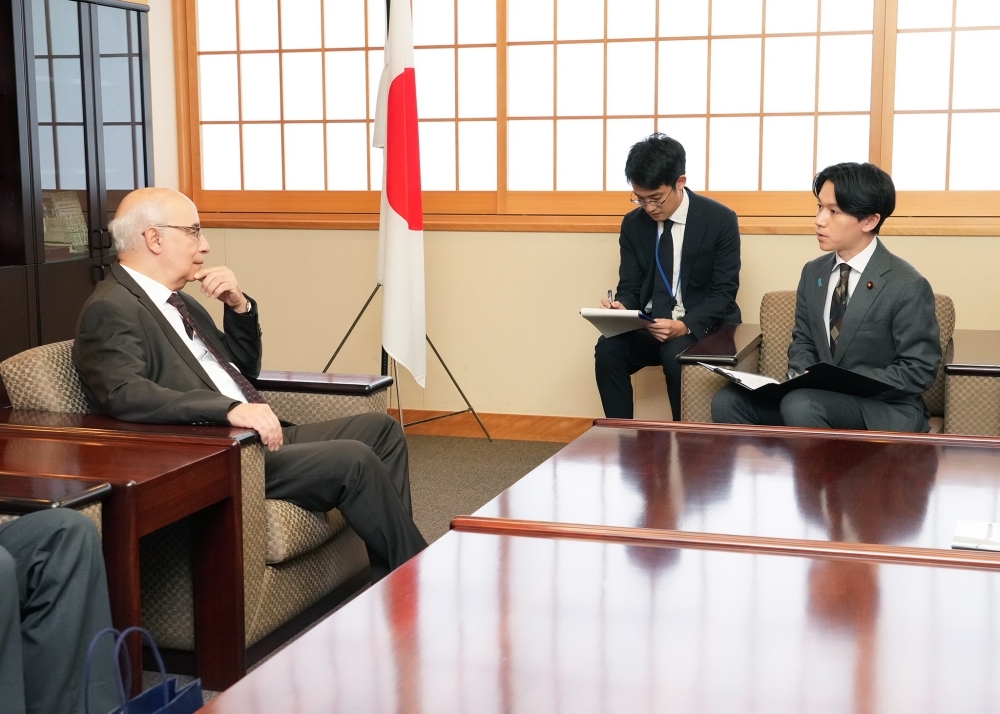 Exchange of views between Parliamentary Vice-Minister OZORA and Mr. Toufik Milat, Ambassador of Algeria to Japan