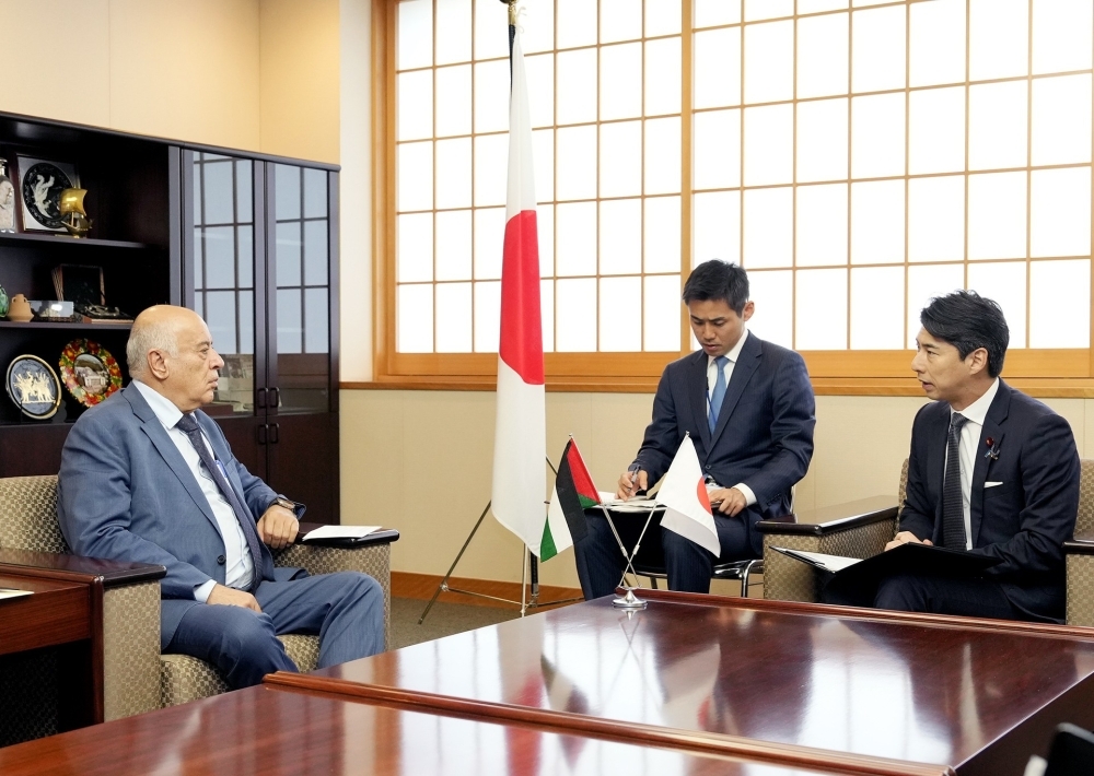 Exchange of views between State Minister NAKASONE and H.E. Mr. ALRJOUB, President of the Palestine Olympic Committee