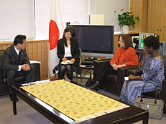 ウシ・アイト国連「水と衛生に関する諮問委員会」副議長他の福山副大臣表敬