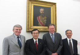 キルレ外務省事務次官との意見交換の写真