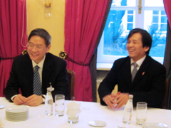 （写真）張志軍・中国外交部常務副部長との会談
