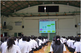 （写真）高校講座実施報告（京都府　東宇治高等学校）