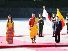 （写真）ブータン王国国王ジグミ・ケサル・ナムギャル・ワンチュク陛下及び同王妃陛下の来日-2