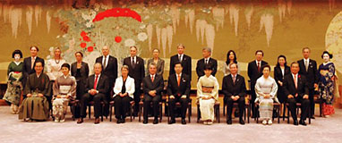 （写真）フィッシャー大統領夫妻（於：京都迎賓館）