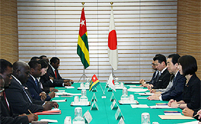 （写真）ニャシンべ・トーゴ共和国大統領の来日-2