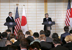 （写真）日米首脳会談（共同プレス行事記録）（11月16日）