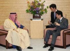 ハーリド・サウジアラビア国防副大臣による安倍総理大臣表敬 (2)