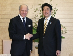 ファビウス・フランス共和国外務大臣の安倍総理表敬 (1)