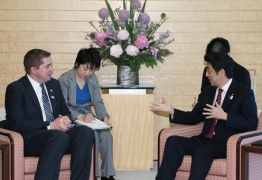 シーア・カナダ下院議長による安倍総理大臣表敬 (2)