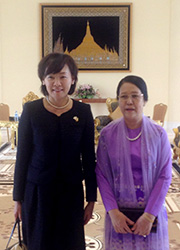 大統領夫人主催お茶会