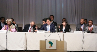 安倍総理による閉会式御挨拶 外務省