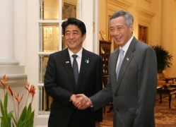 日・シンガポール首脳会談<br>(写真提供:内閣広報室)