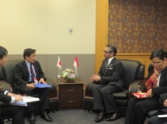 【マルティ・インドネシア外務大臣との会談】