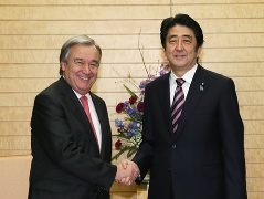 (写真提供:内閣広報室)