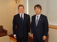 チップマン英国国際戦略研究所(IISS)所長による石原外務大臣政務官表敬