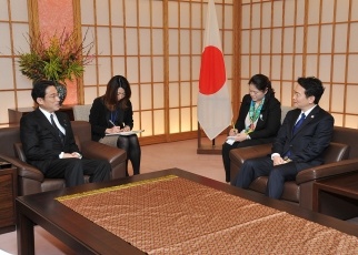 南景弼京畿道知事による岸田外務大臣表敬2