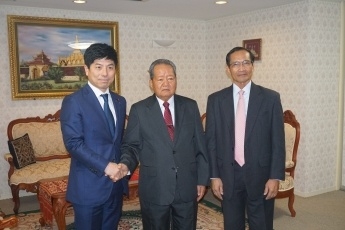 中根外務大臣政務官によるアーサン・ラオス副首相表敬1