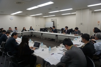 日中韓記者交流プログラム参加者による中根外務大臣政務官表敬2