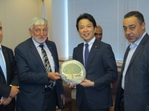 スルタン・パレスチナ自治政府農業庁長官との会談1