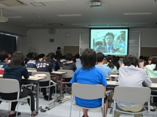 (写真1)高校講座 大阪教育大学附属高等学校池田校舎