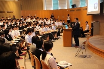 (写真1)高校講座 鹿児島情報高等学校
