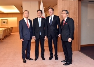 ブリンケン米国国務副長官及び林韓国外交部第一次官による岸田外務大臣表敬1