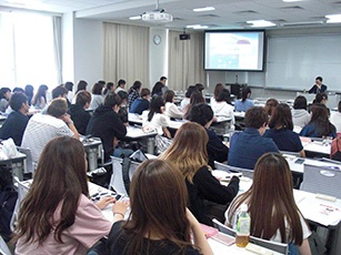 写真2(外交講座 南山大学)