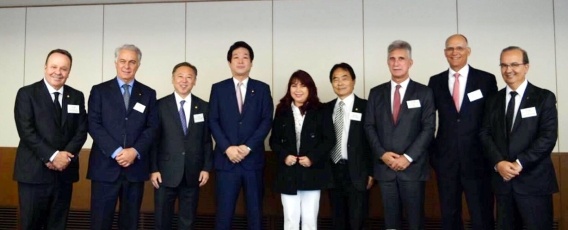 薗浦外務副大臣表敬
