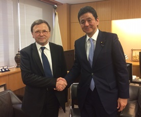コストフ駐日ブルガリア共和国大使による岸外務副大臣表敬1