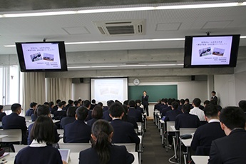 (高校講座 清風南海高等学校 写真1)