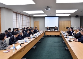(写真2)第3回会合の様子