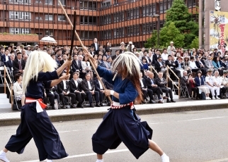 写真11：金沢百万石まつり視察の様子3