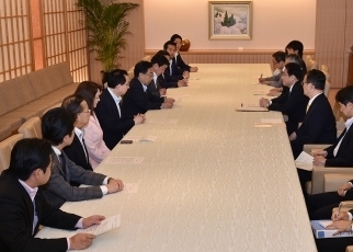 岸田外務大臣と公明党・日EU・EPA対策本部関係議員との面会3