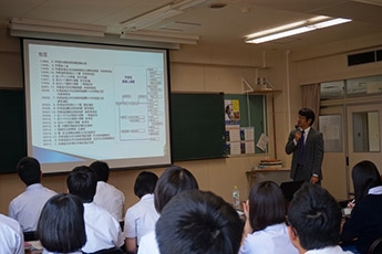(写真1)高校講座 田名部高等学校