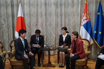 (写真2)ブルナビッチ首相表敬