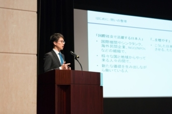 (写真4)優秀賞を受賞した金世栄さん