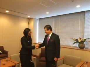 堀井巌外務大臣政務官とクレメンス・モザンビーク鉱物資源エネルギー大臣との会談1