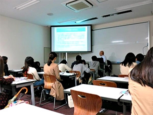 (写真5)テーマ:難民問題