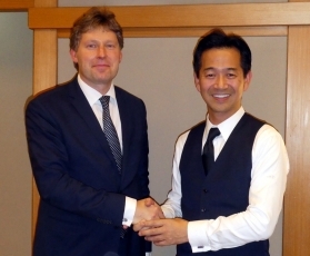 岡本外務大臣政務官とブガイスキー夕食会