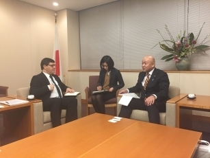 堀井学外務大臣政務官とブリリャンテ・ディアス・ポルトガル外務省国際化担当副大臣との会談